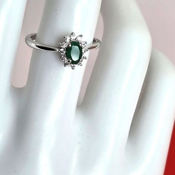 925 Sterling Silver Ring with Natural Oval Emerald 3.5x6mm & CZ - Picture 11 of 12